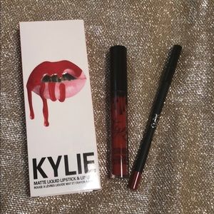 Kylie lip kit